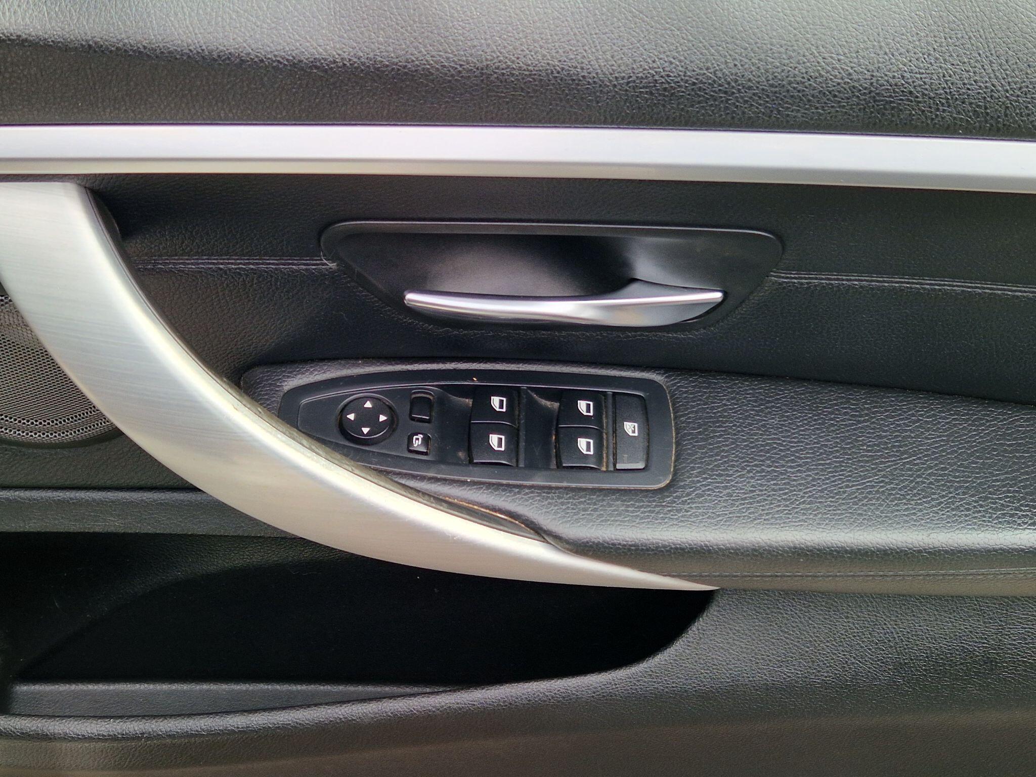 BMW 4 SERIES GRAN COUPE - Image 32