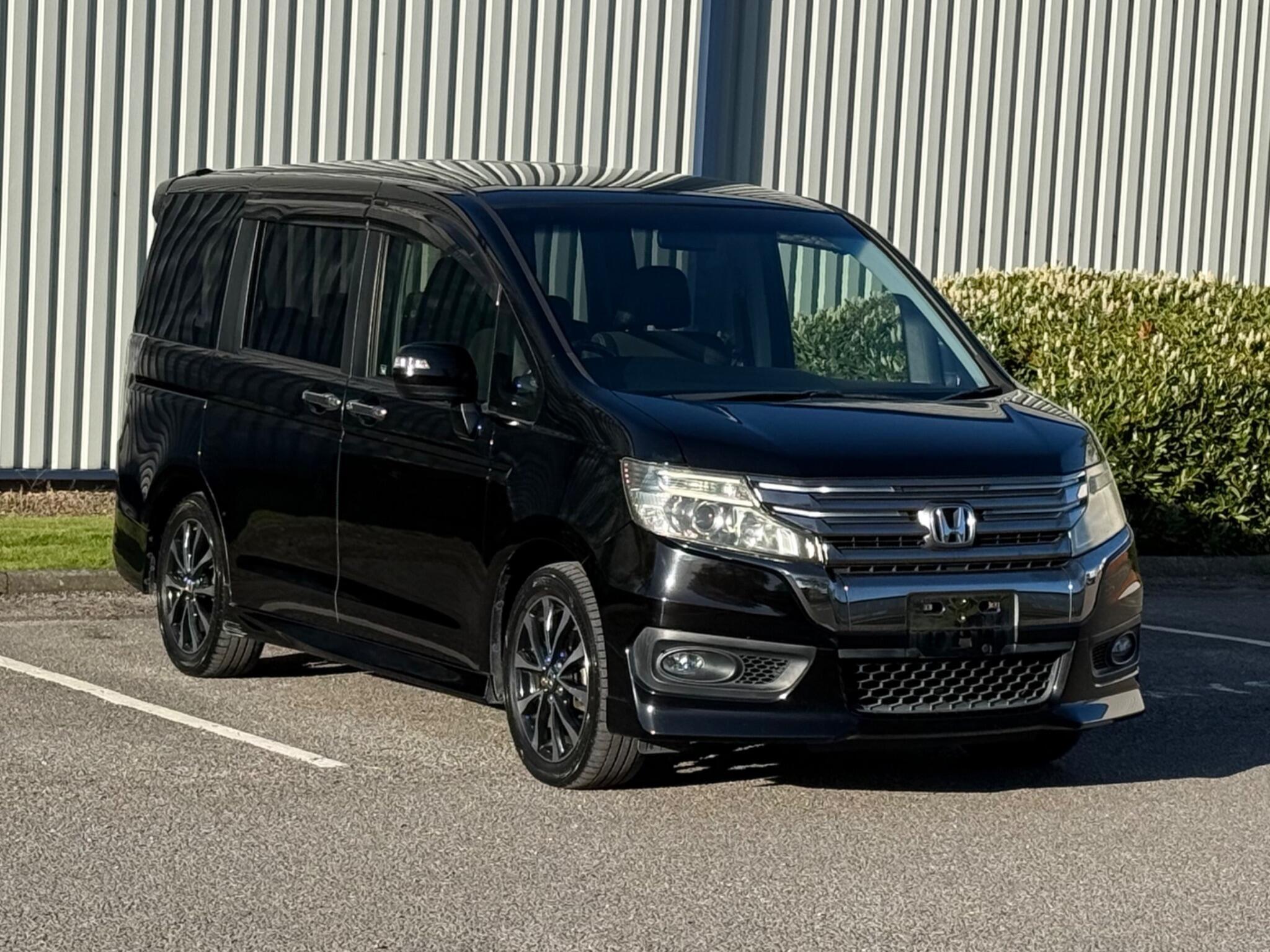 Honda Stepwagon - Image 6