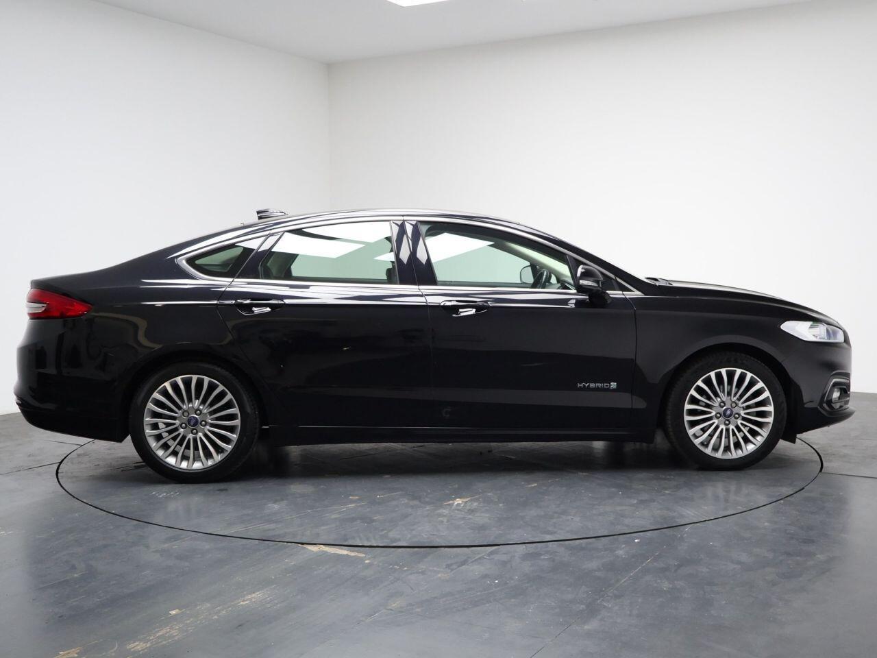 Ford Mondeo - Image 14