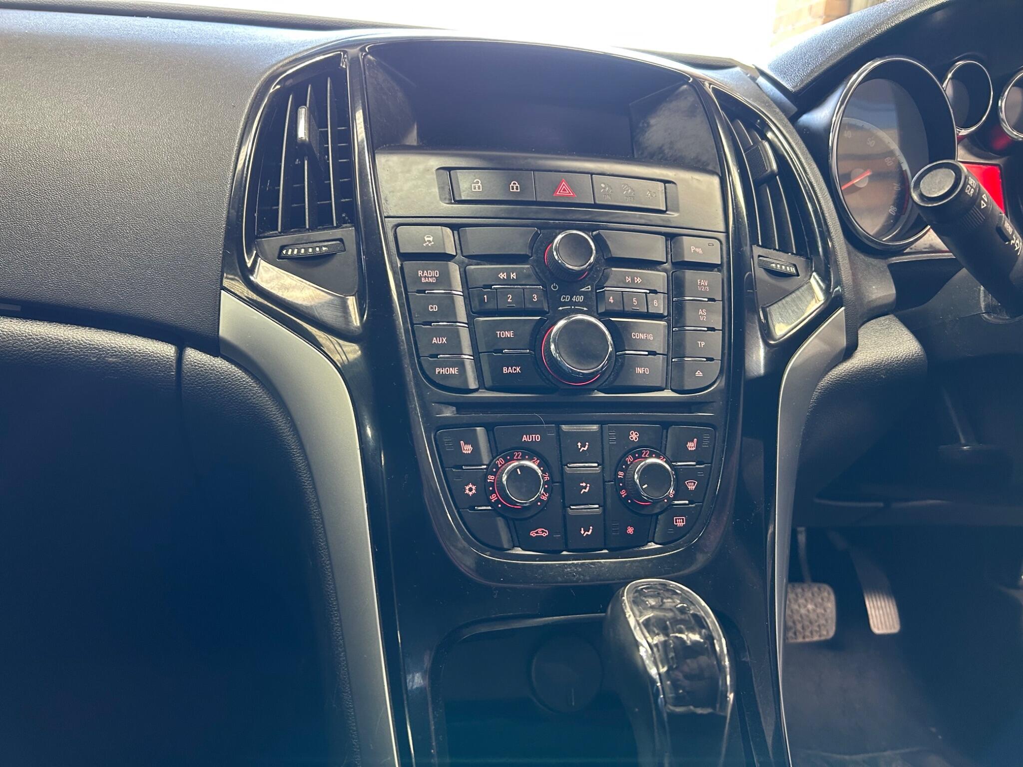 Vauxhall Astra - Image 17