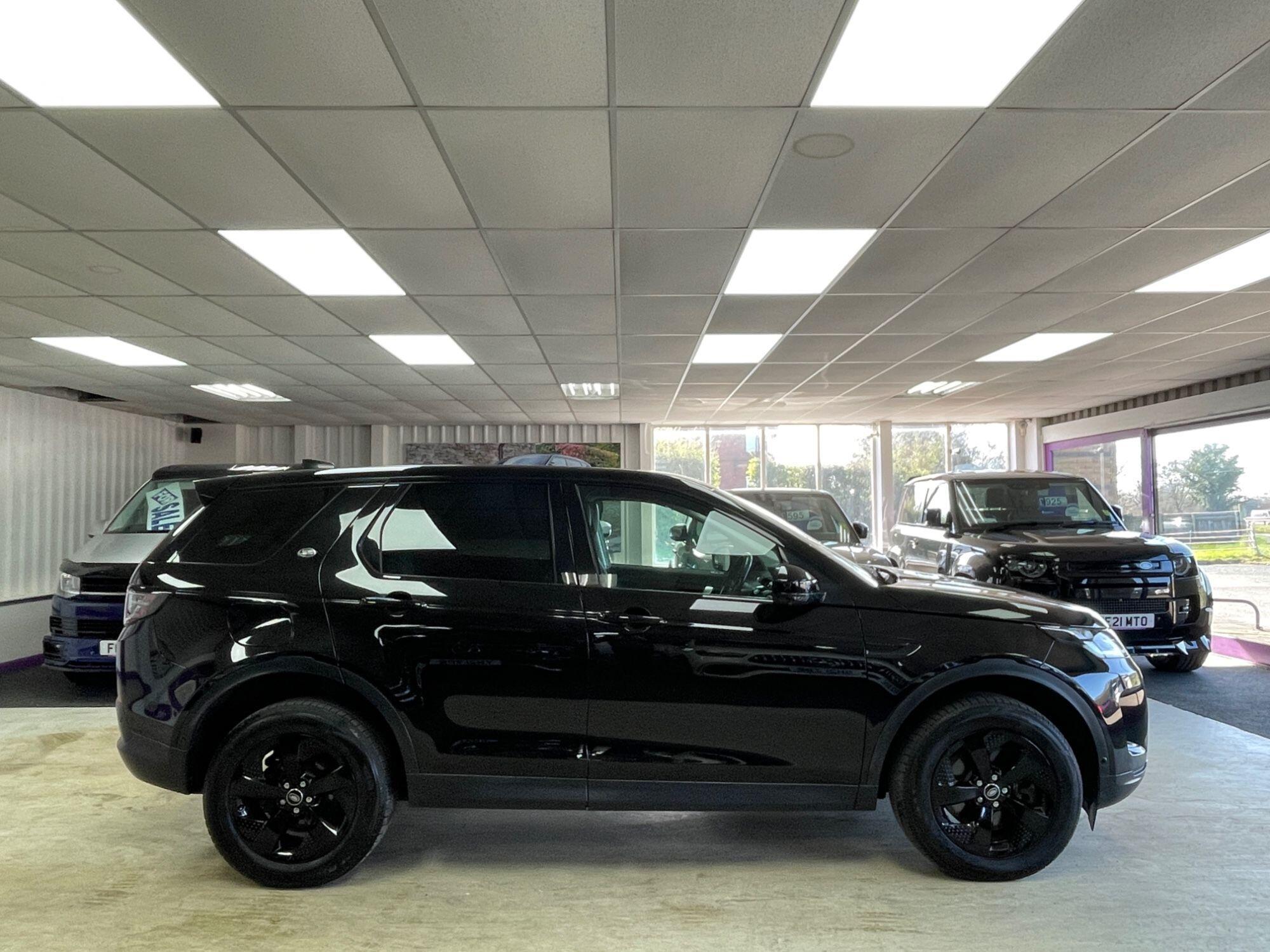 Land Rover DISCOVERY SPORT - Image 12