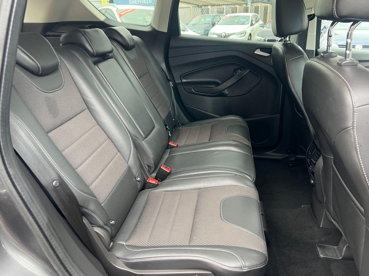 Ford Kuga - Image 26