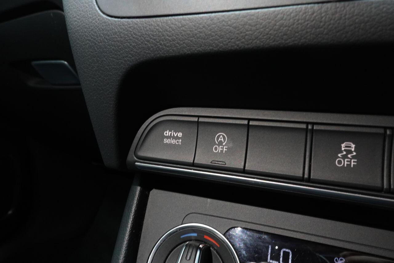 Audi Q3 - Image 39