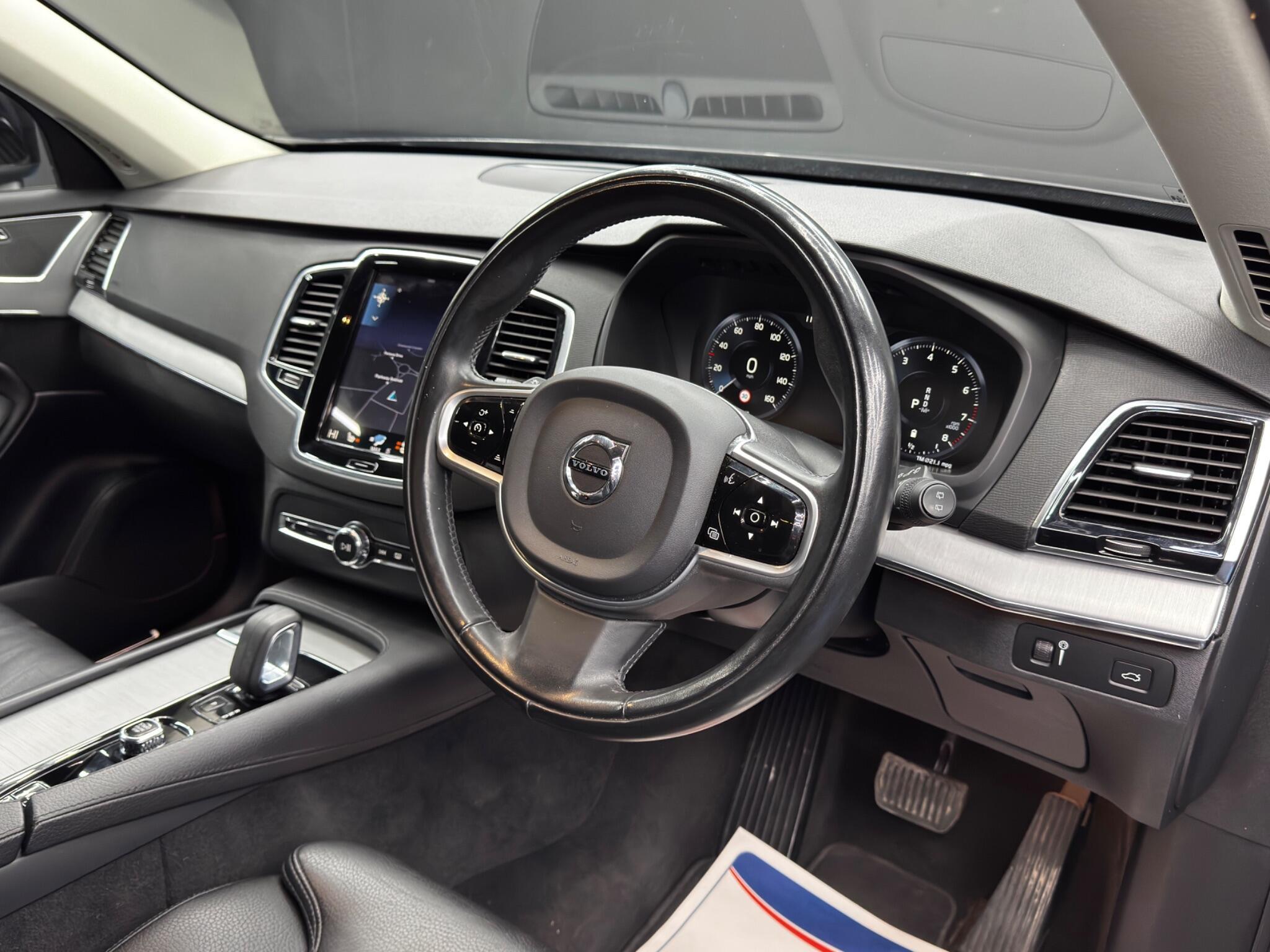 Volvo XC90 - Image 9