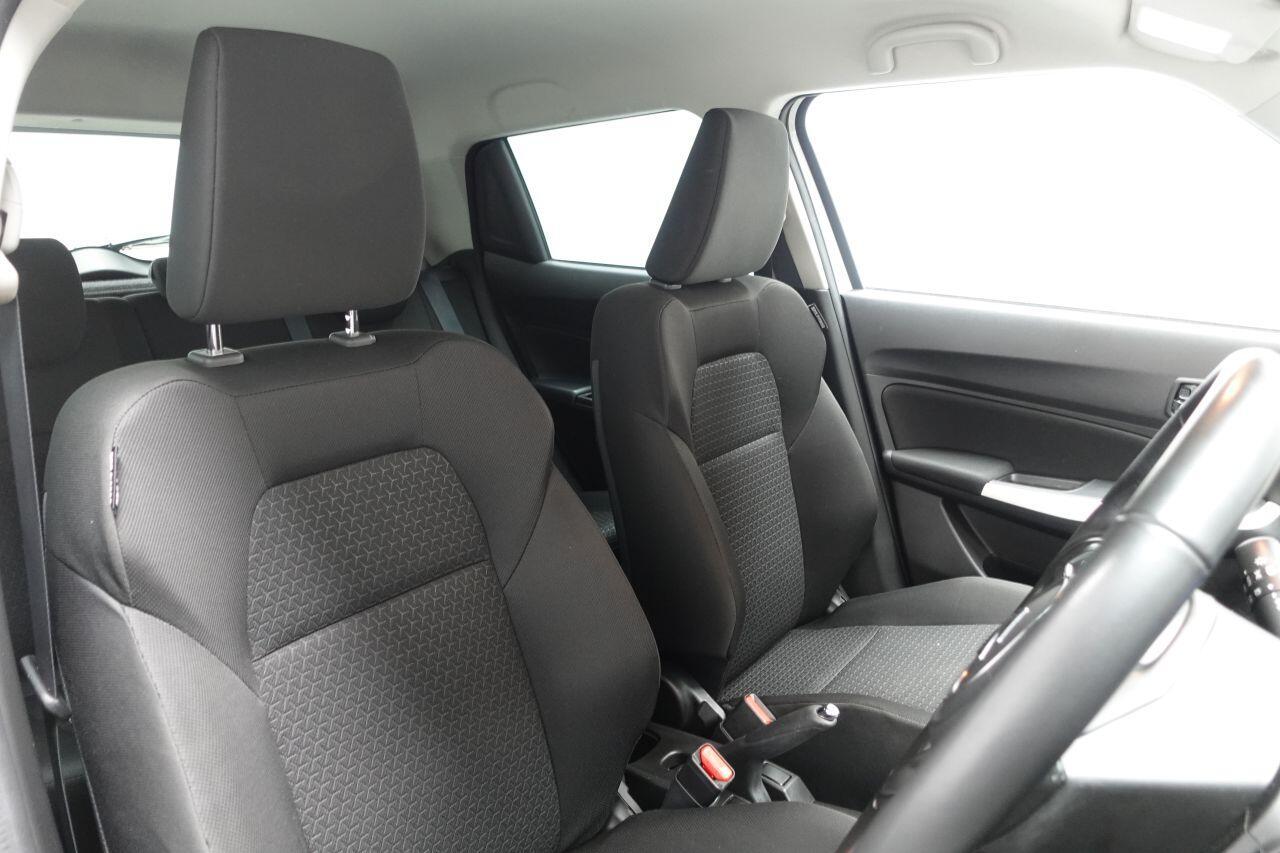 Suzuki Swift - Image 10