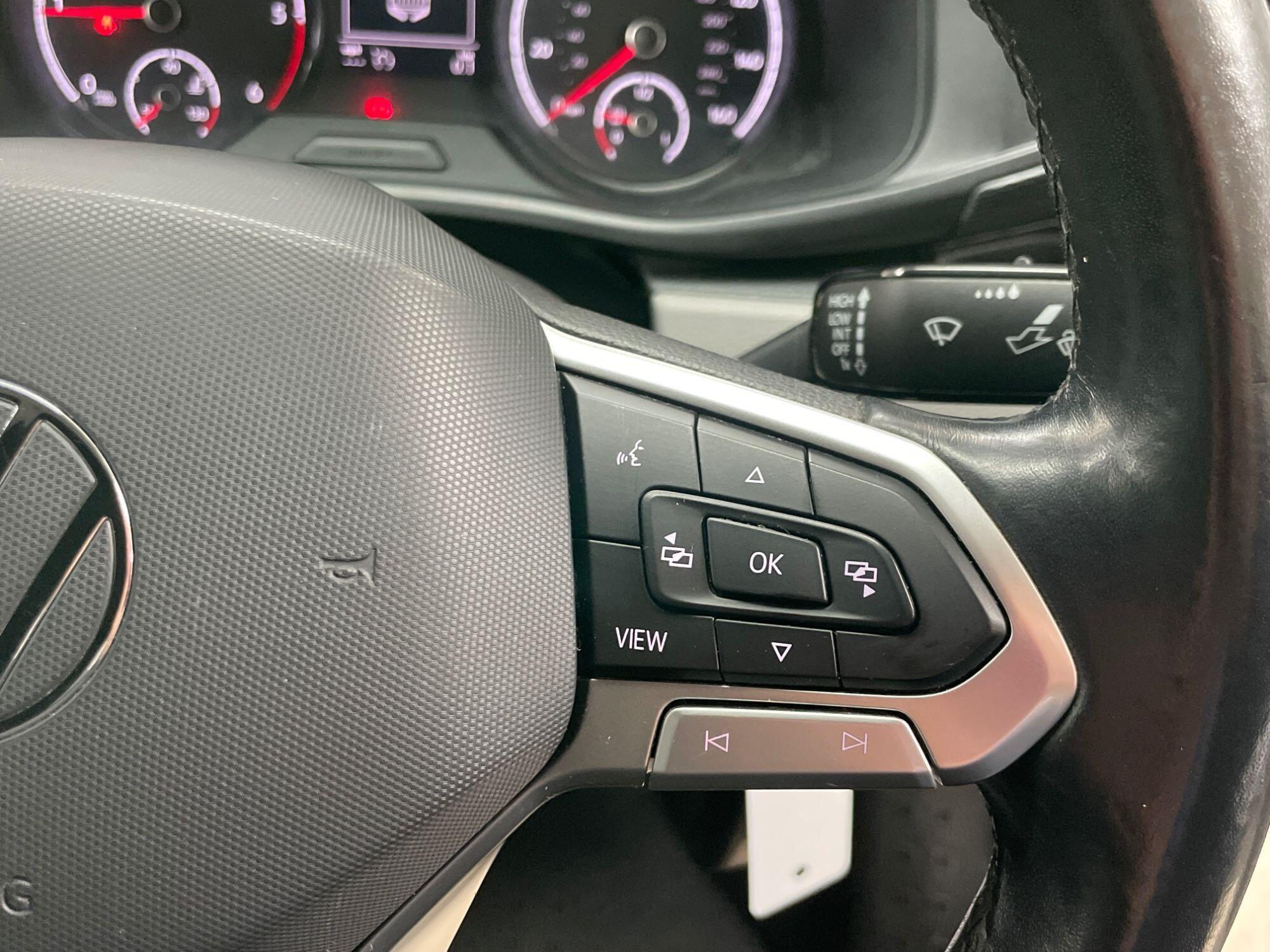 Volkswagen Transporter - Image 27