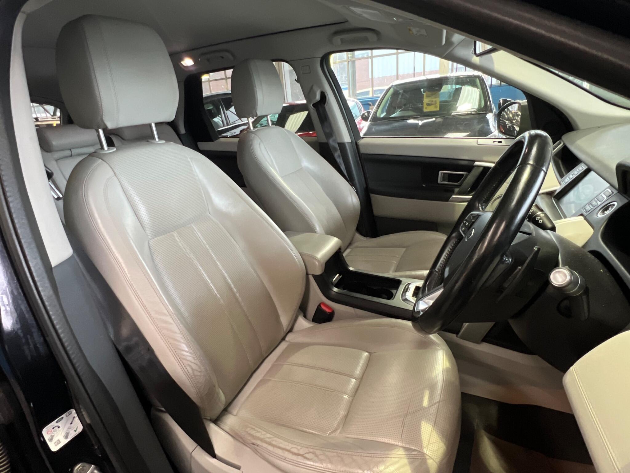 Land Rover DISCOVERY SPORT - Image 21