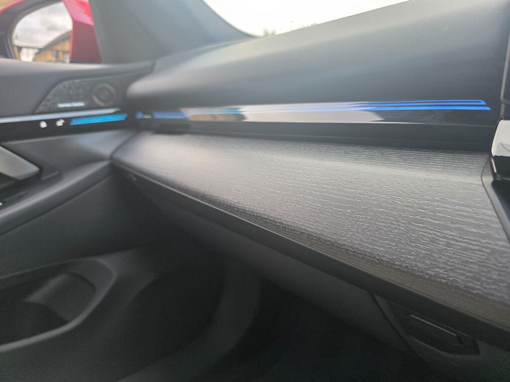 BMW 5 Series - Image 31