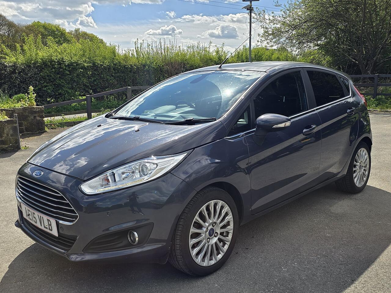Ford Fiesta - Image 21