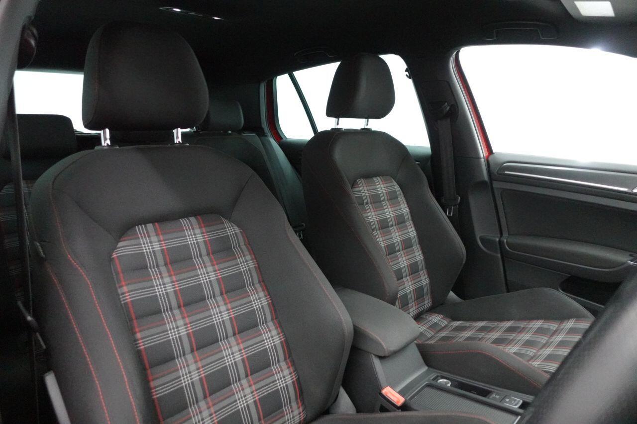 Volkswagen Golf - Image 3