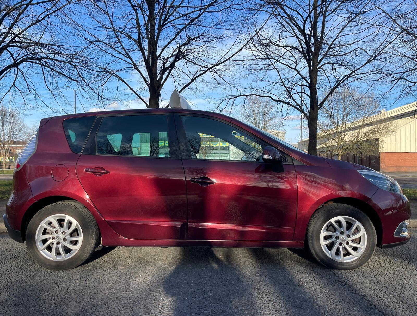 Renault Scenic - Image 7