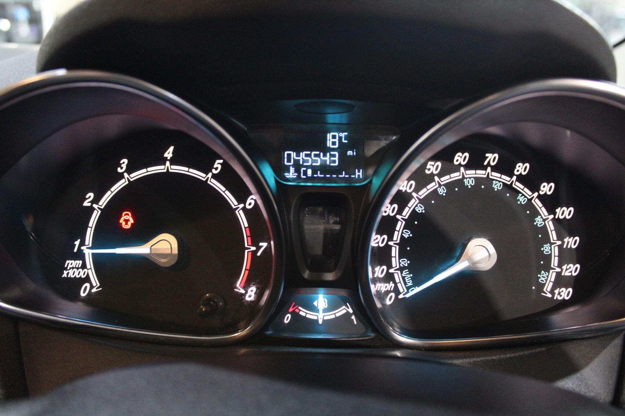 Ford Fiesta - Image 6