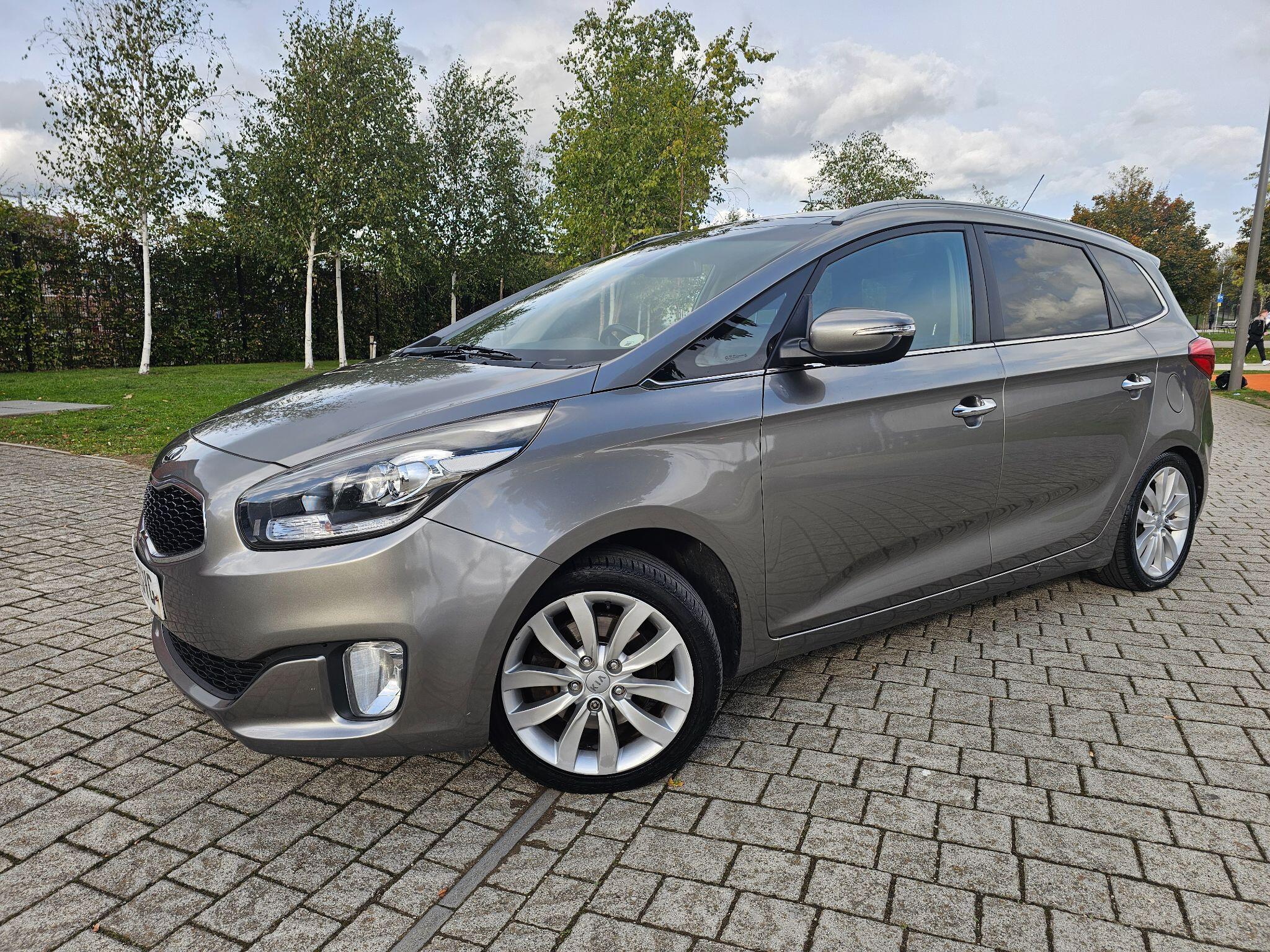 Kia Carens - Image 8