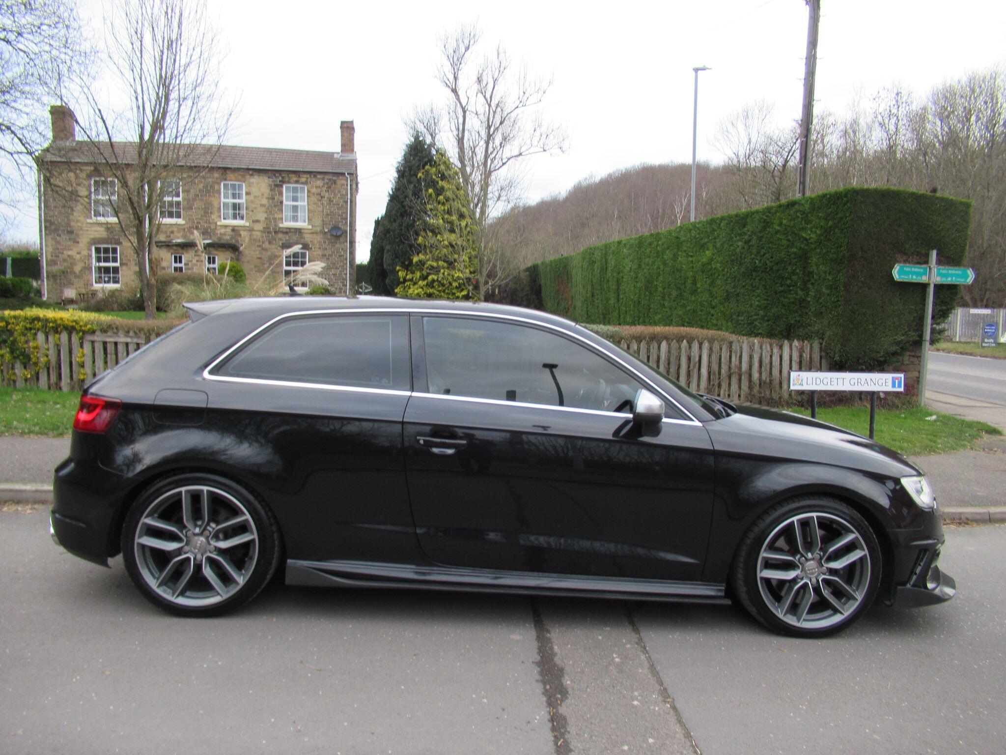 Audi S3 - Image 2