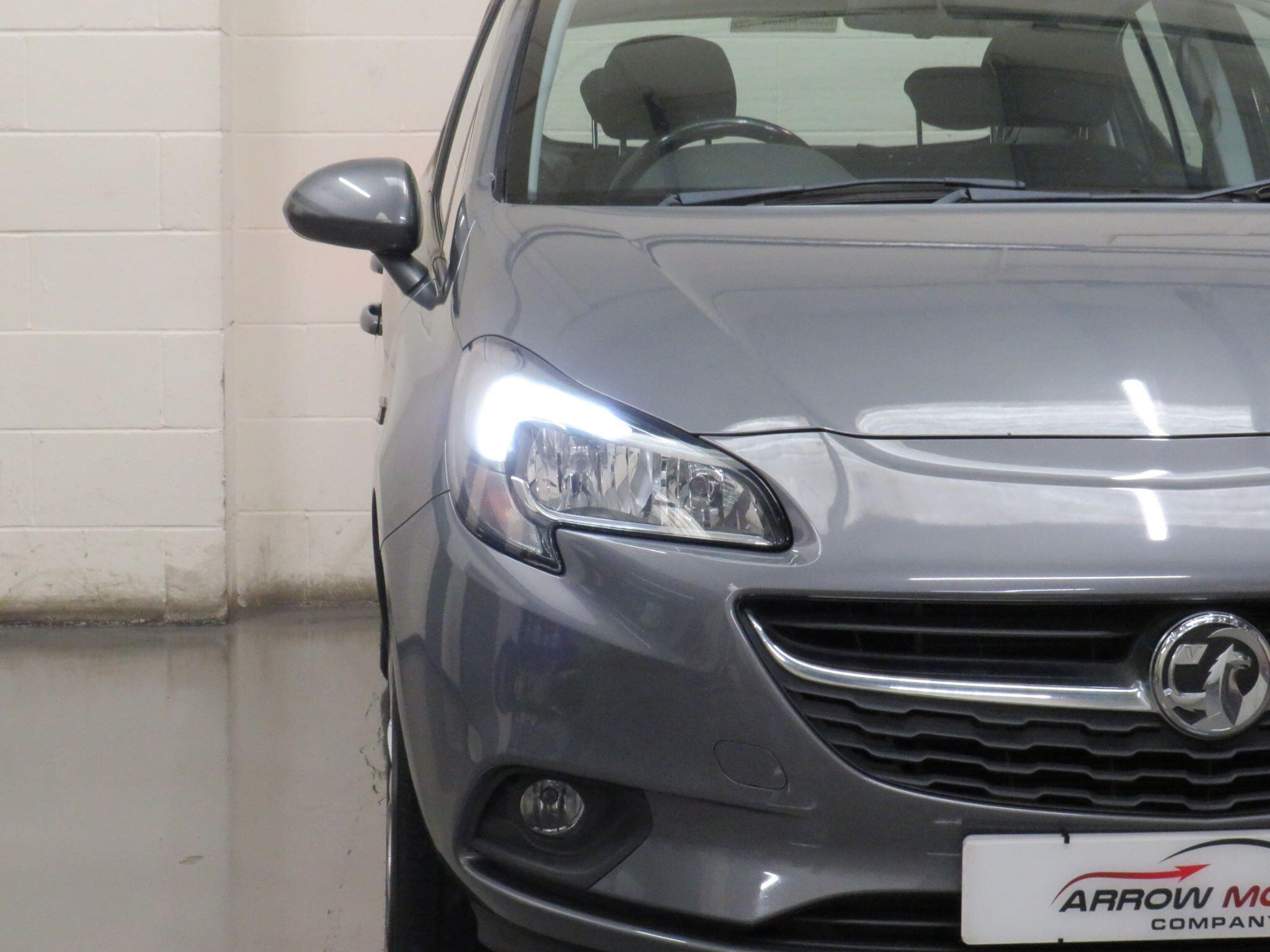 Vauxhall Corsa - Image 11