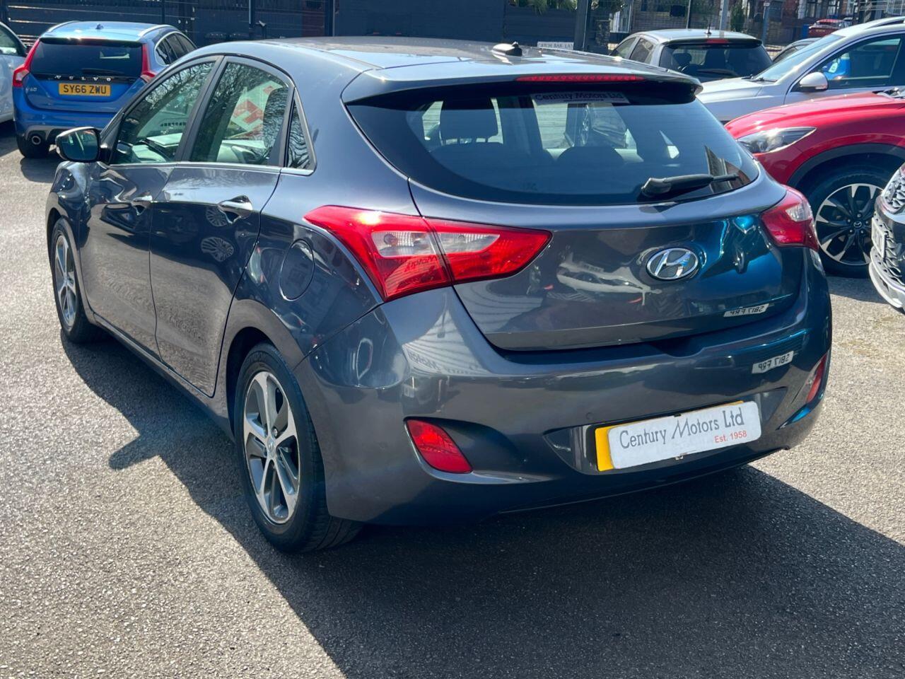 Hyundai i30 - Image 5