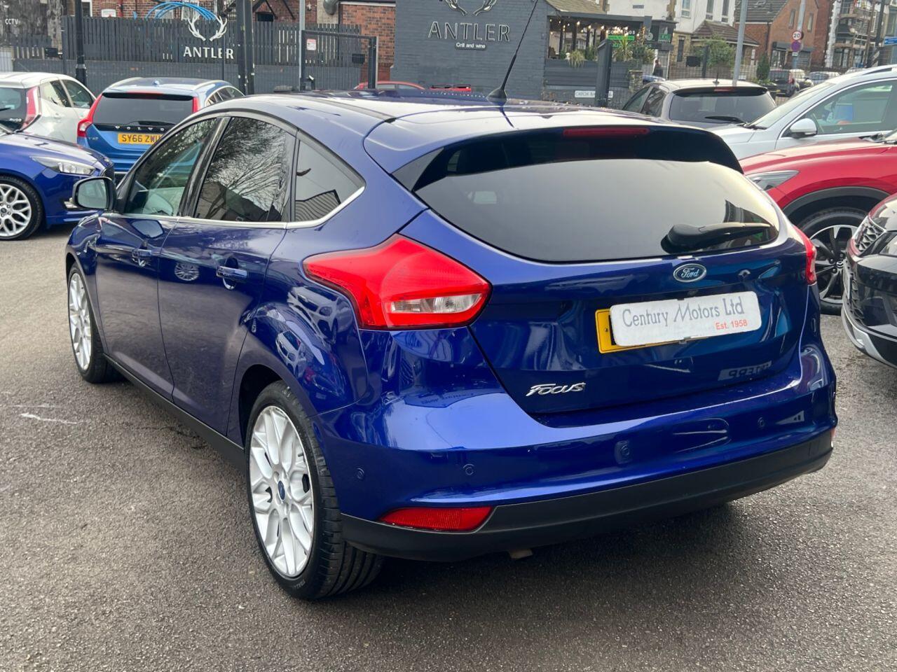 Ford Focus - Image 5