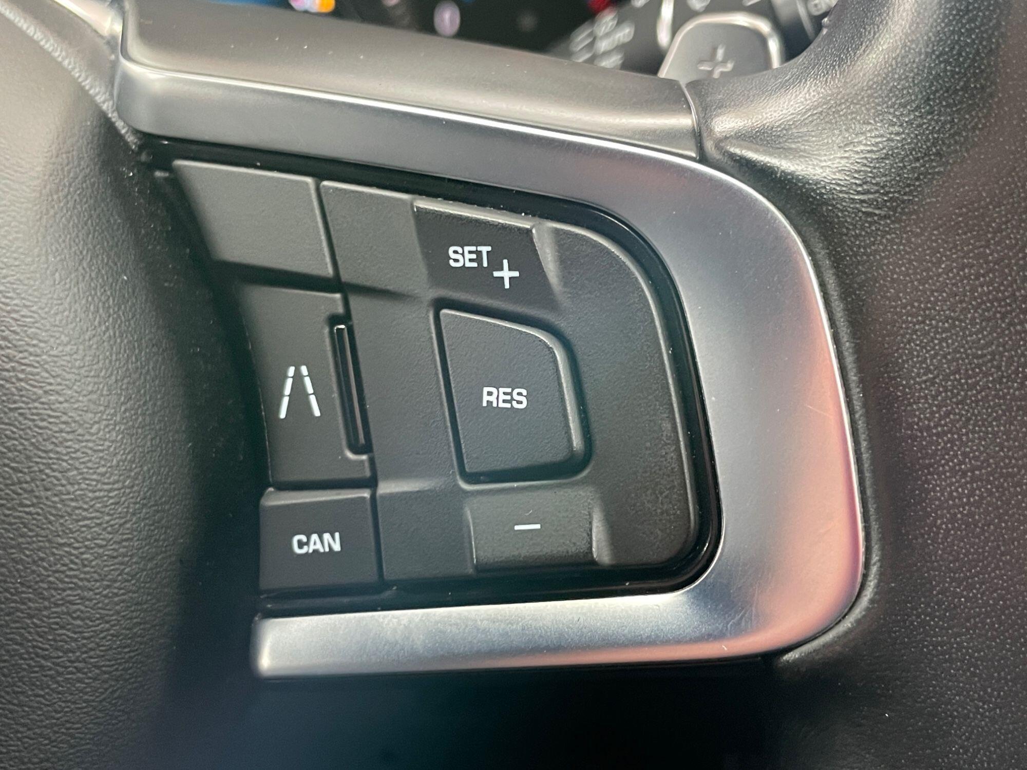 Jaguar F-Pace - Image 37