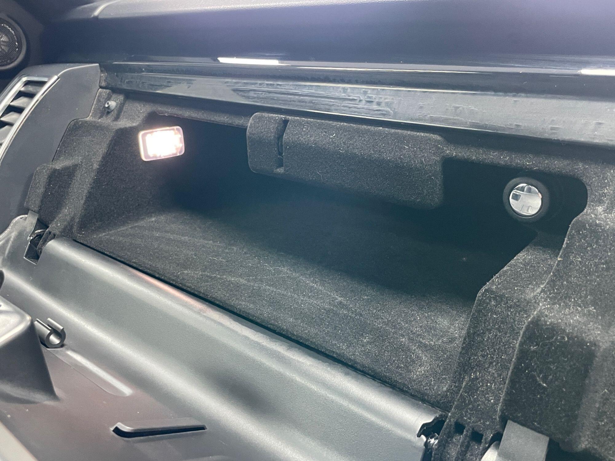 Land Rover Discovery - Image 55