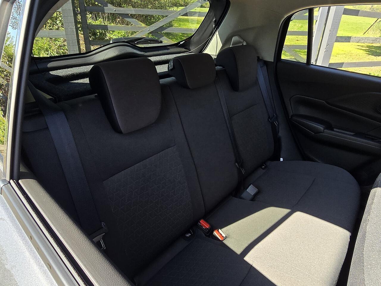 Suzuki Swift - Image 10