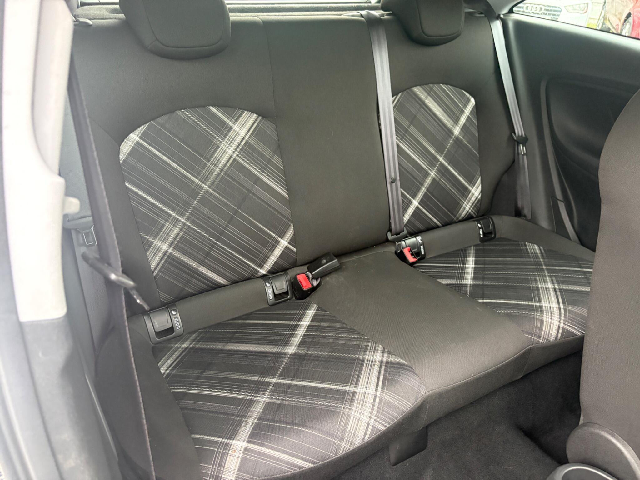 Vauxhall Corsa - Image 15