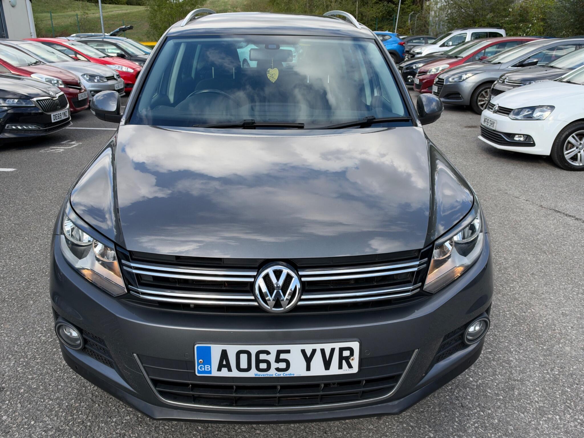 Volkswagen Tiguan - Image 5