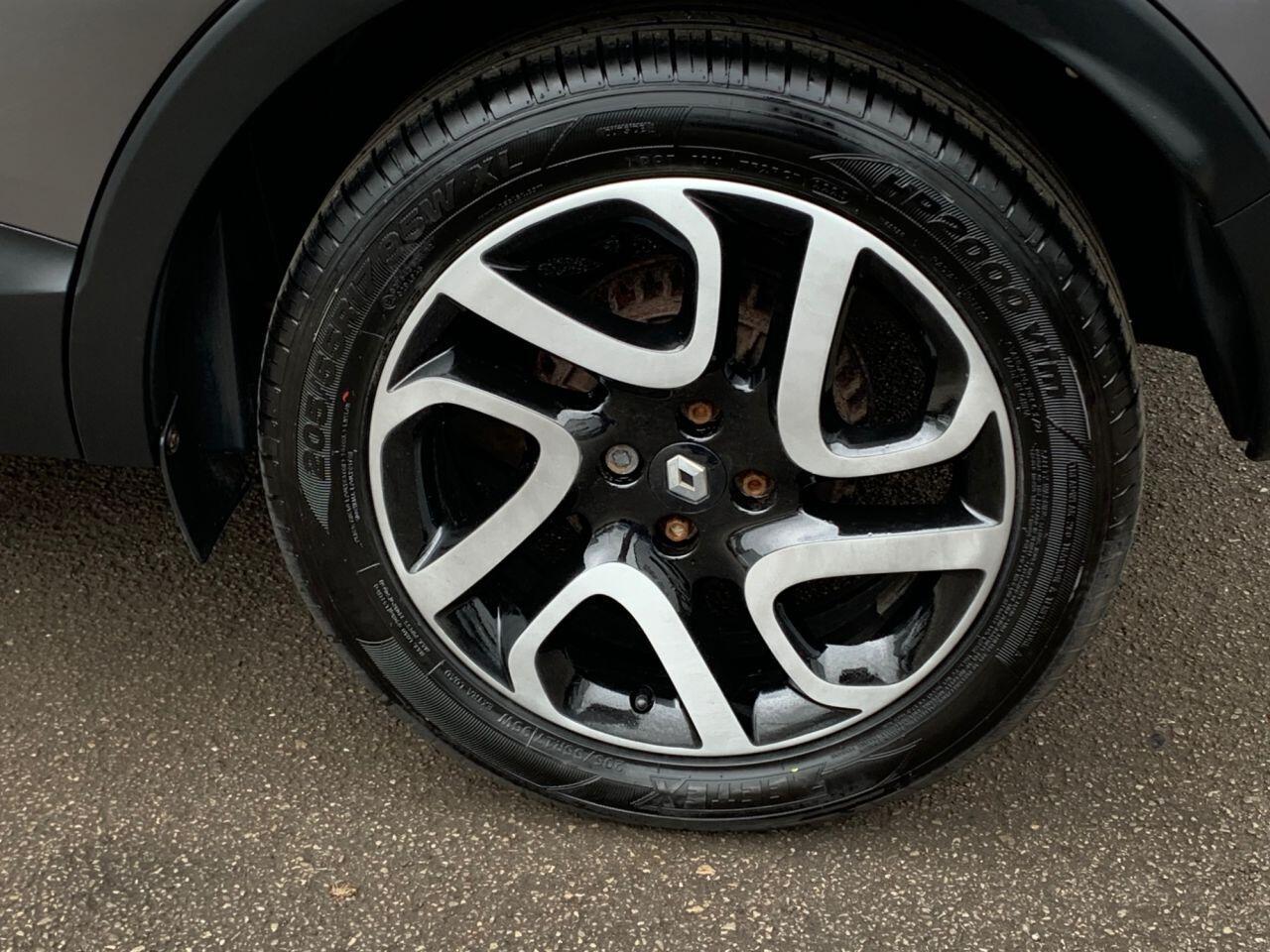 Renault Captur - Image 29