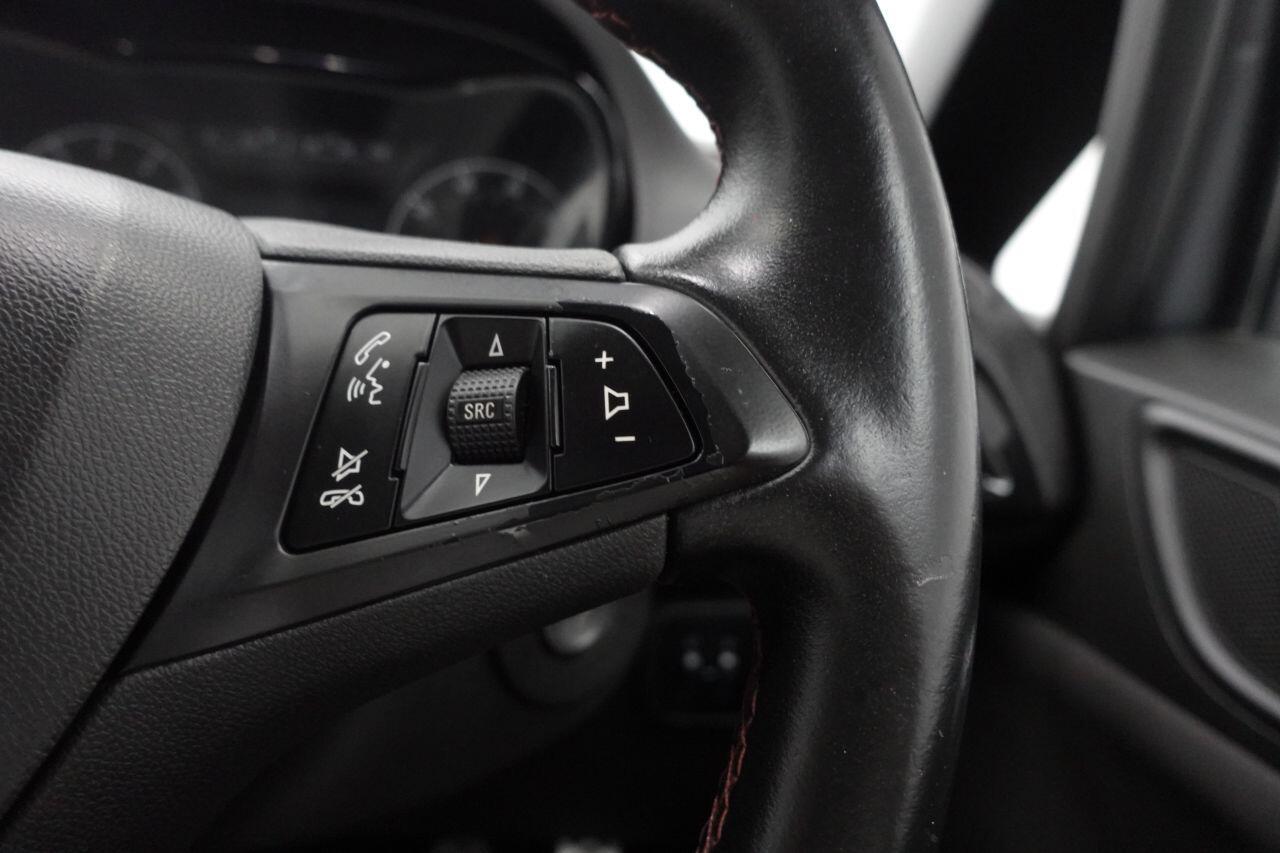 Vauxhall Corsa - Image 19