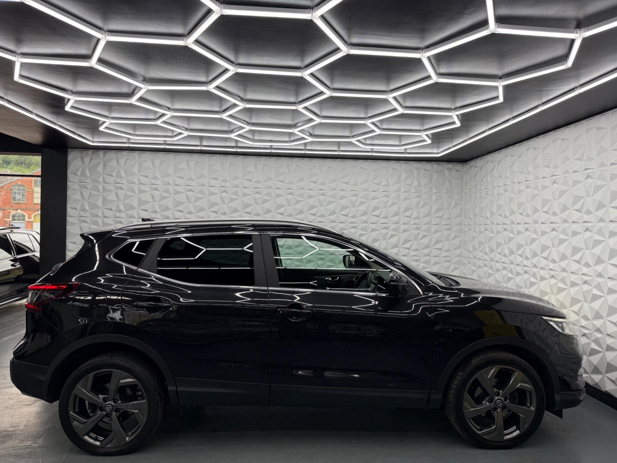 Nissan Qashqai - Image 13