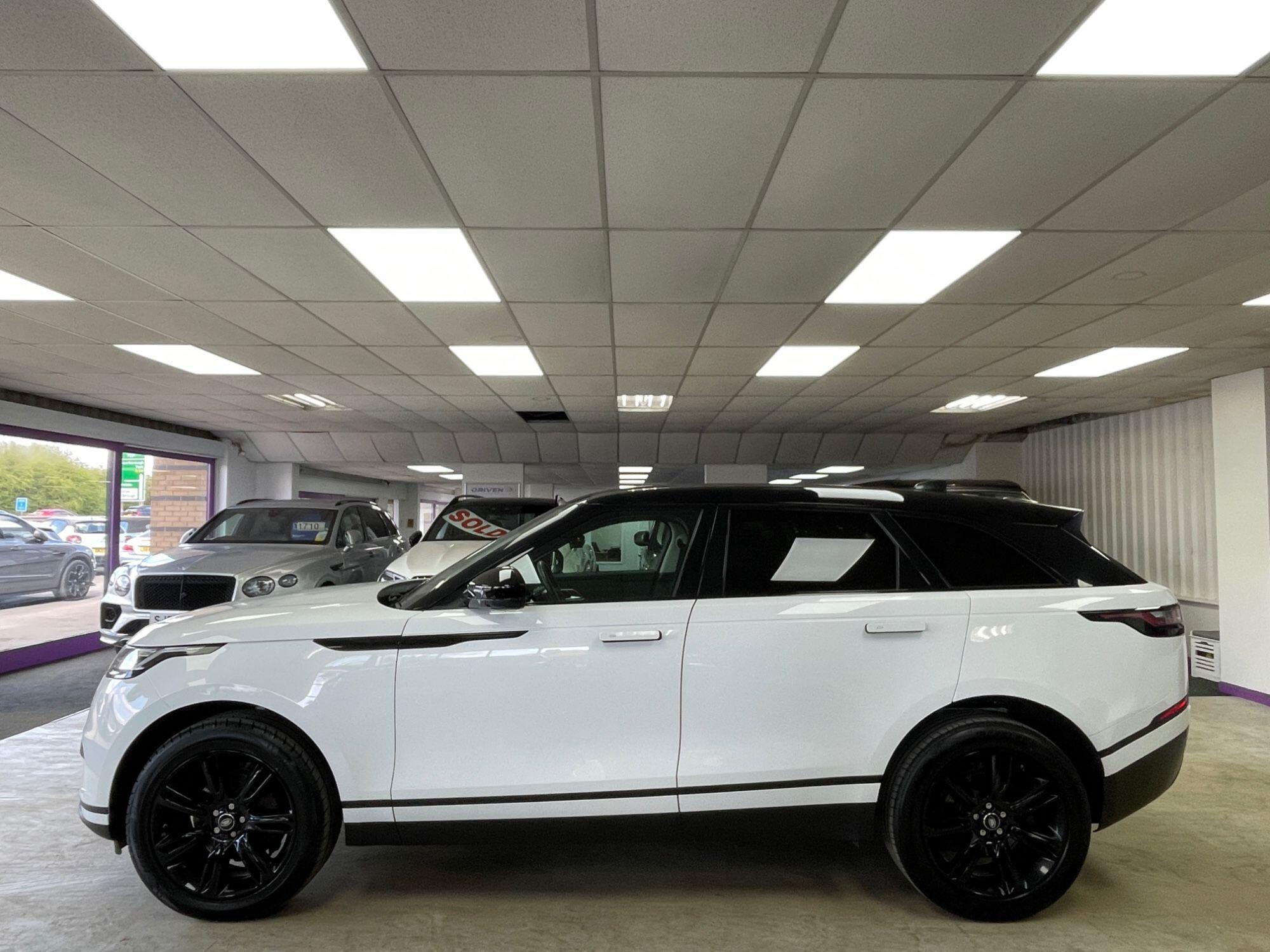 Land Rover Range Rover Velar - Image 13