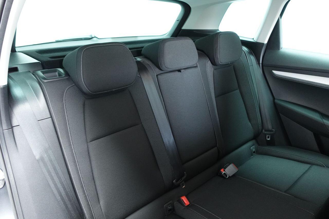 Skoda Karoq - Image 18