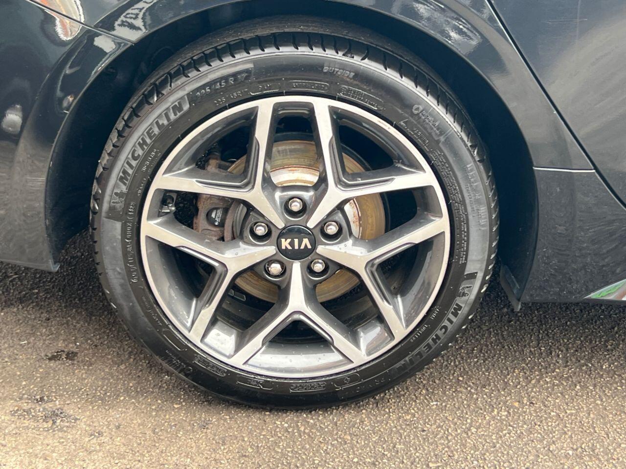 Kia ProCeed - Image 10