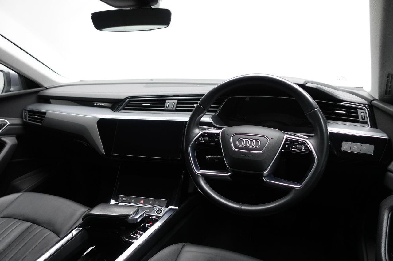 Audi E-Tron - Image 14