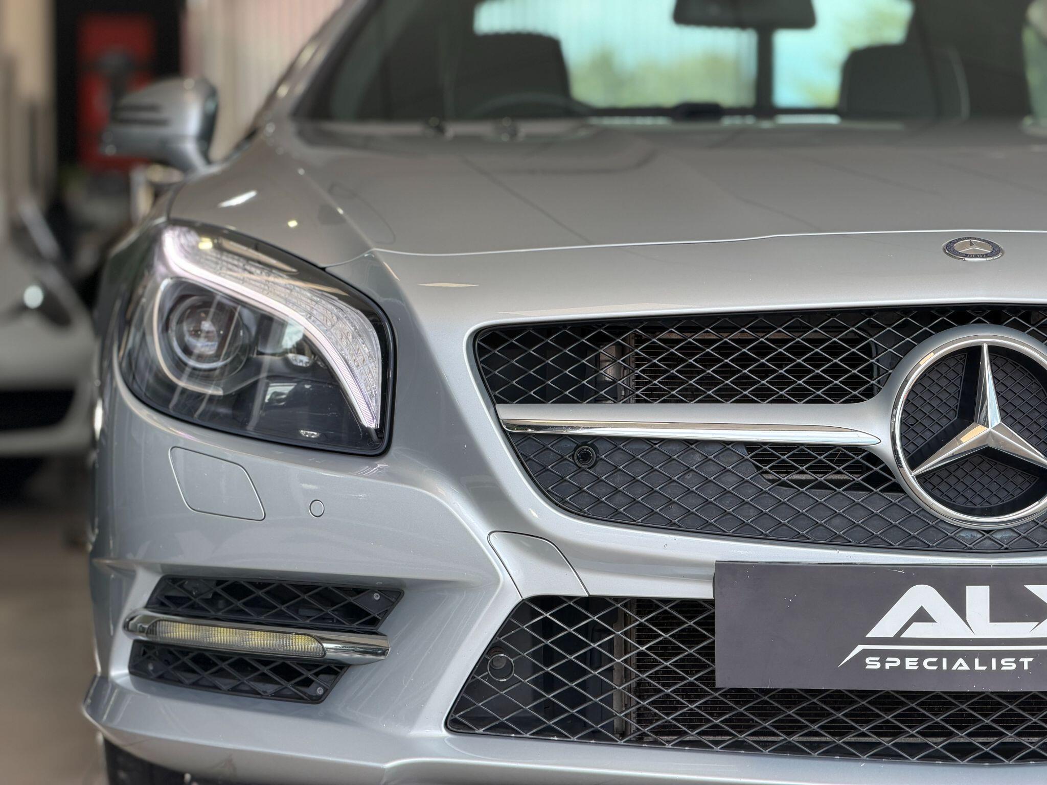 Mercedes SL - Image 4