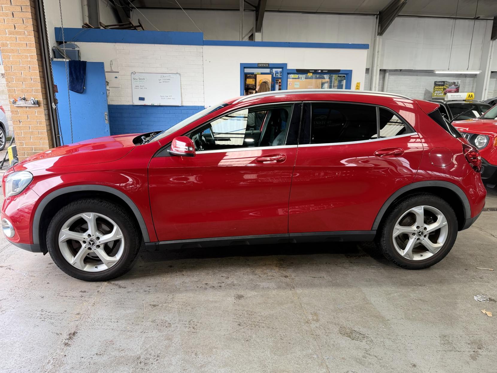 Mercedes GLA - Image 2