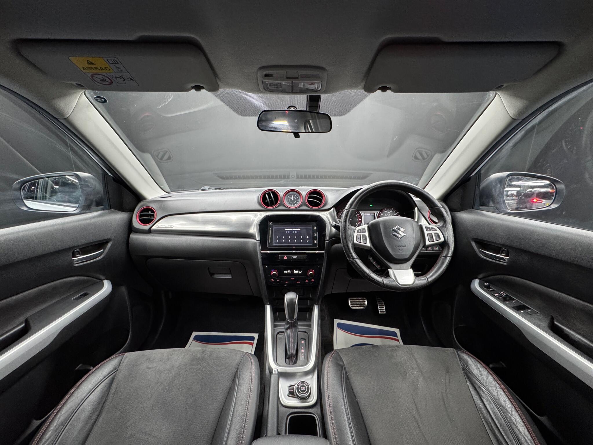 Suzuki Vitara - Image 17