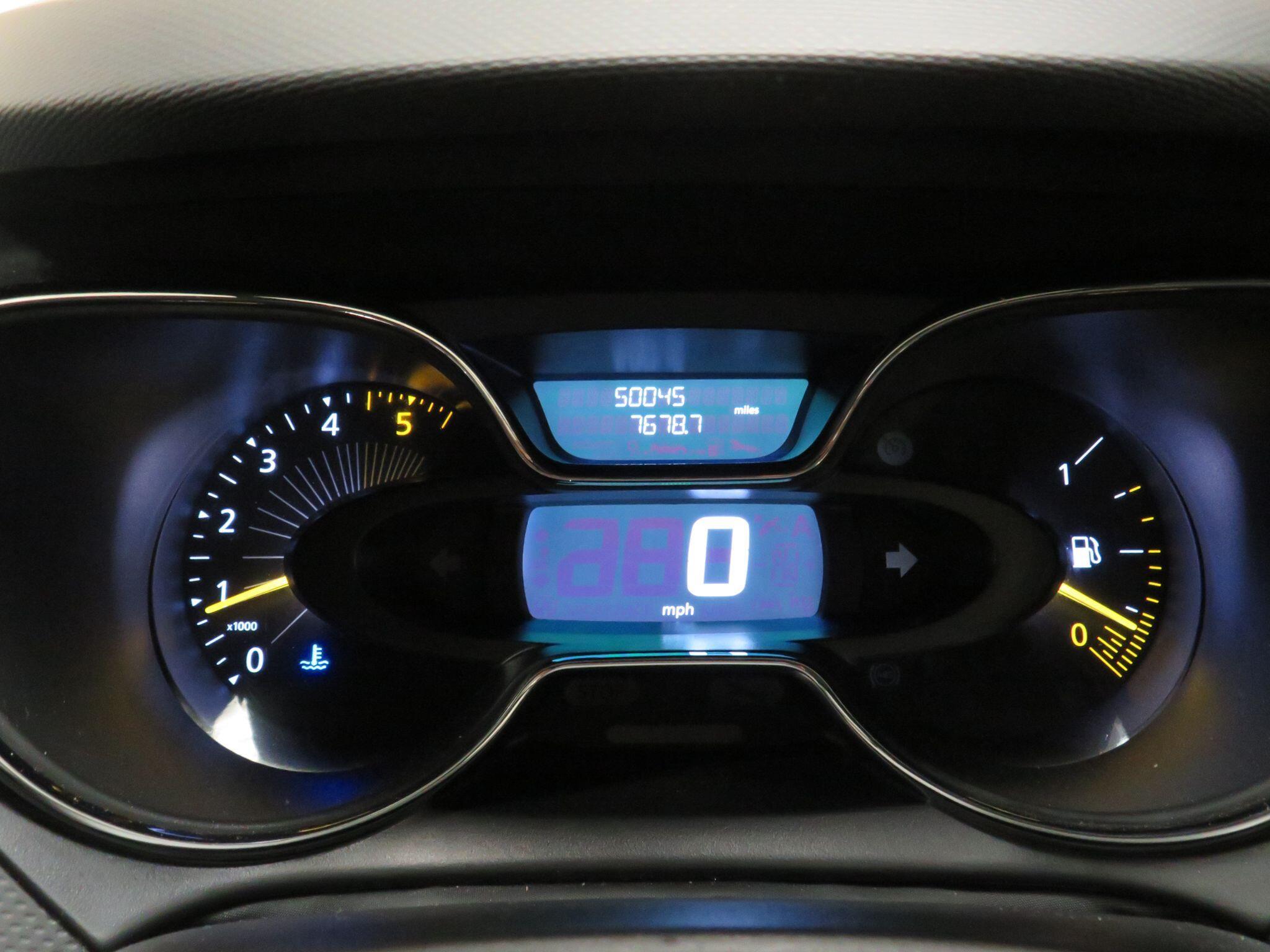 Renault Captur - Image 15