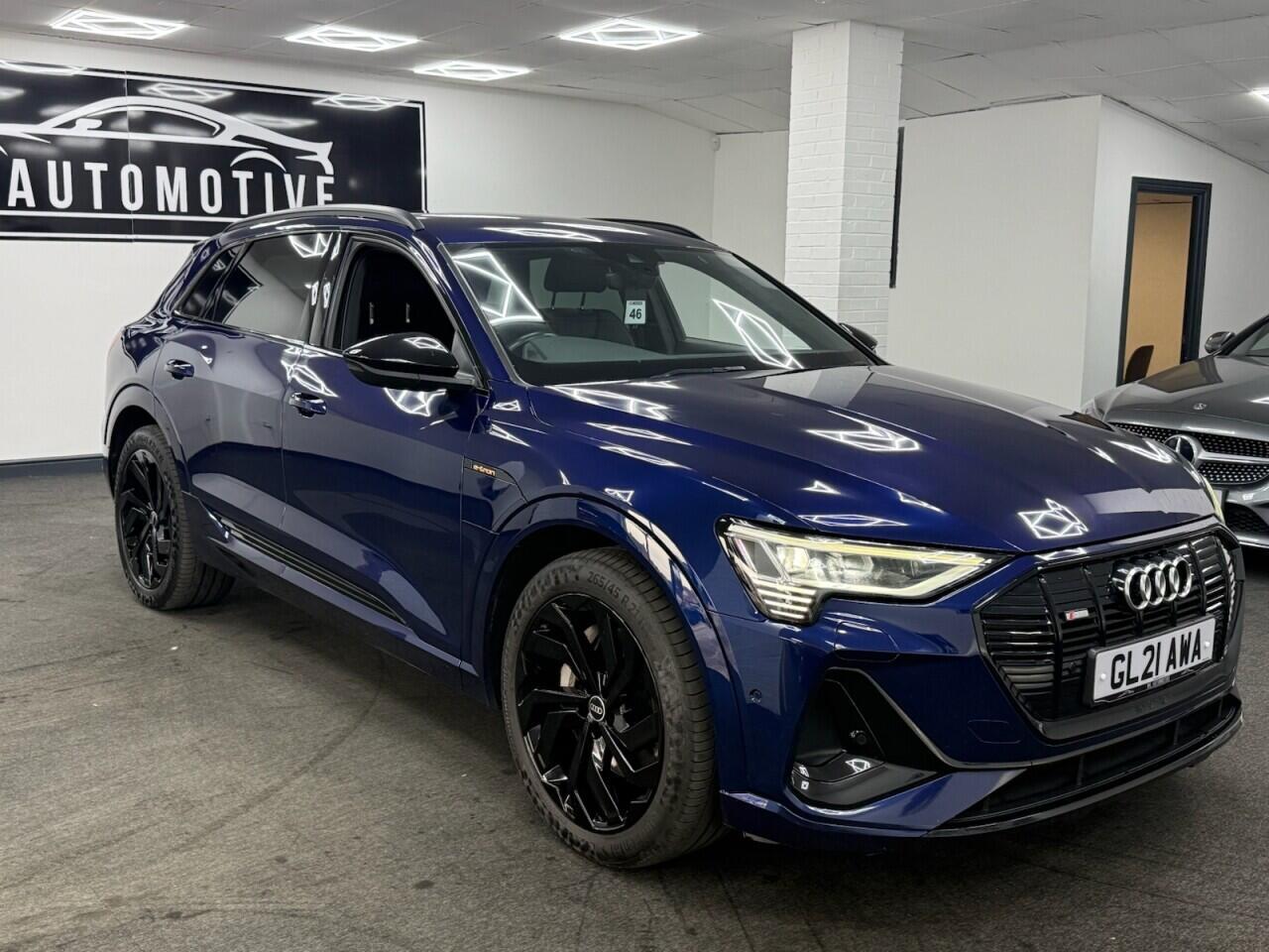 Audi E-Tron - Image 4