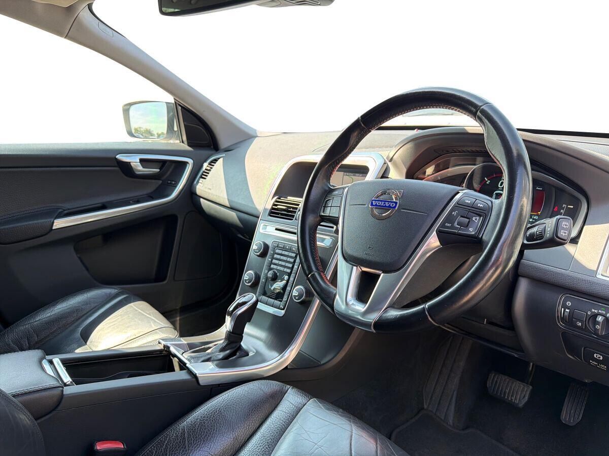 Volvo XC60 - Image 19