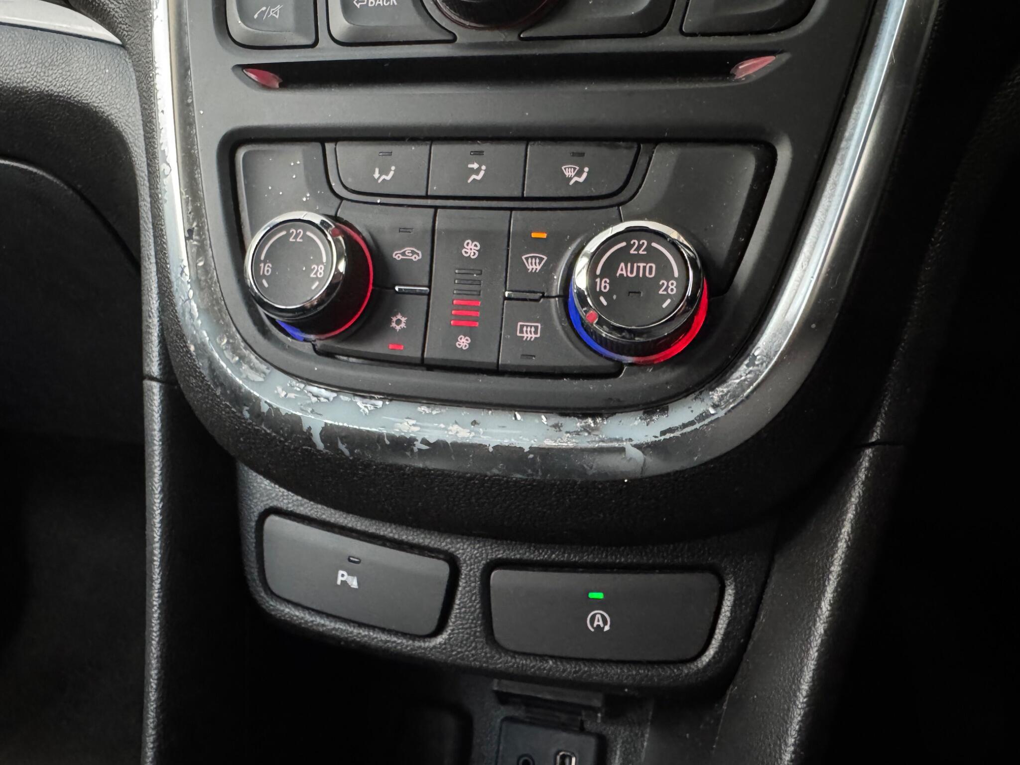 Vauxhall Mokka - Image 14