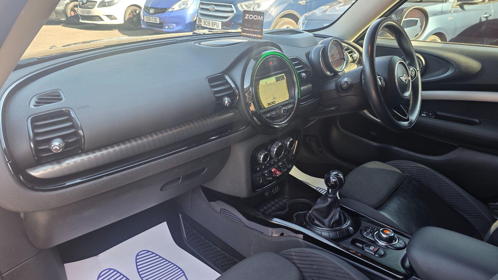 MINI Clubman - Image 11