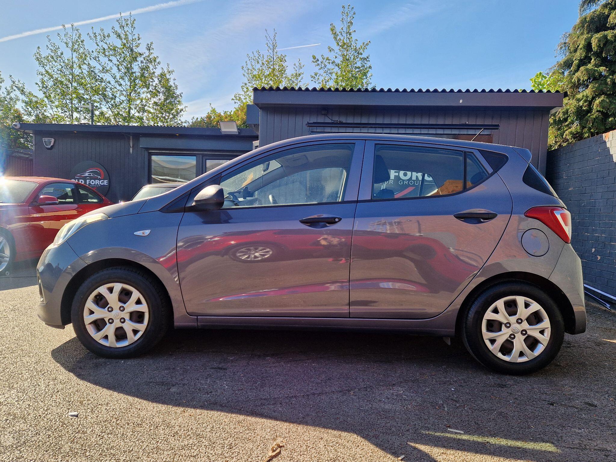 Hyundai i10 - Image 6