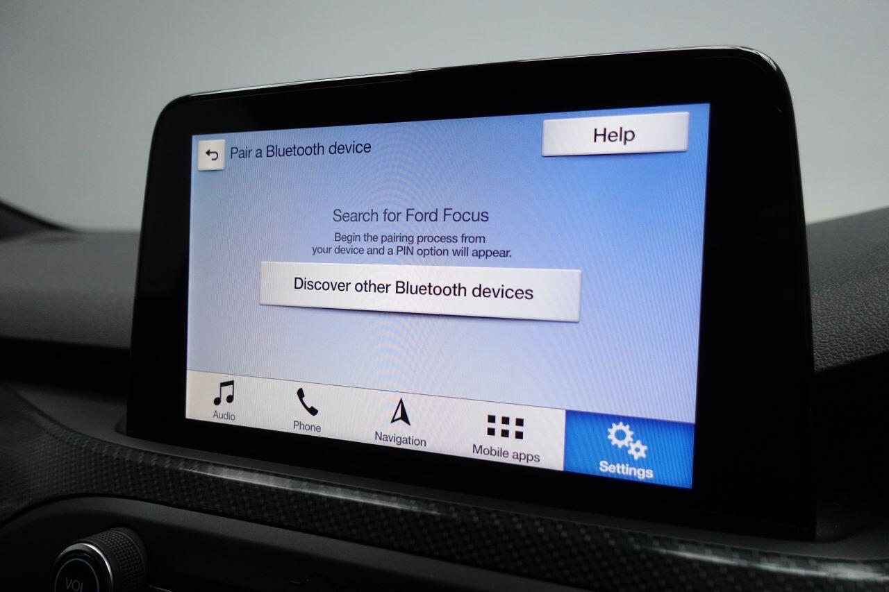 Ford Focus - Image 28