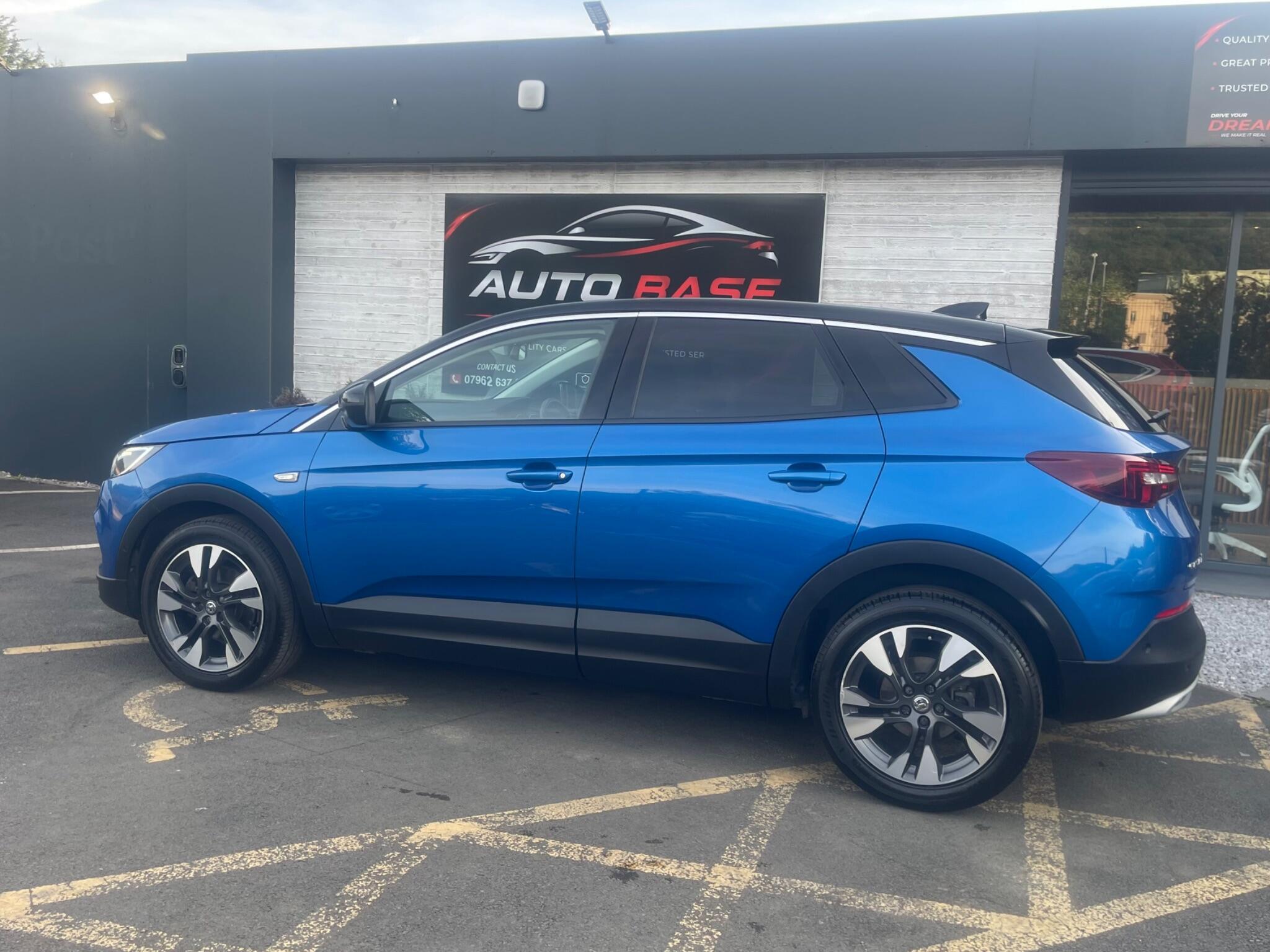 Vauxhall Grandland X - Image 8