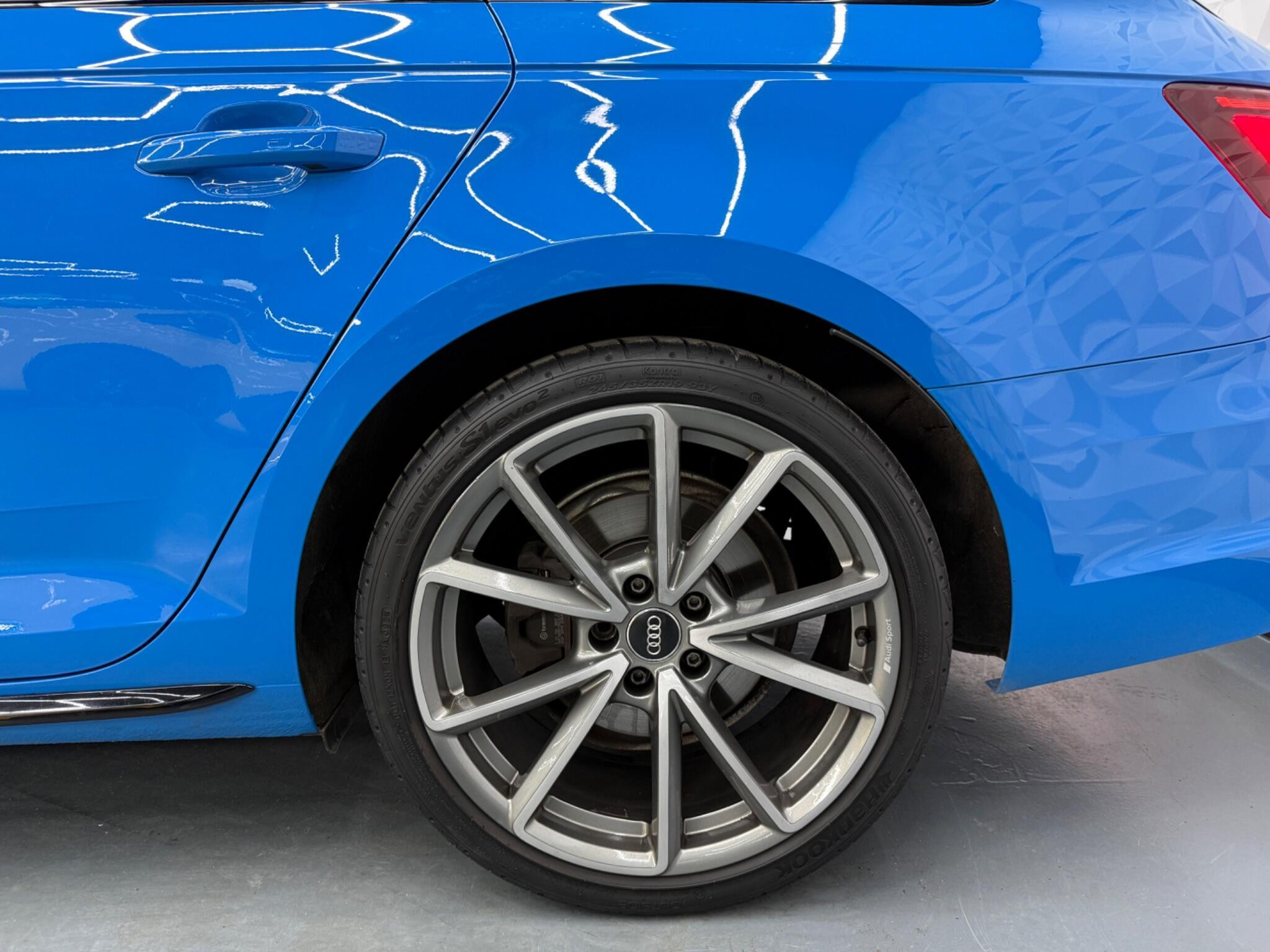 Audi A4 Avant - Image 8