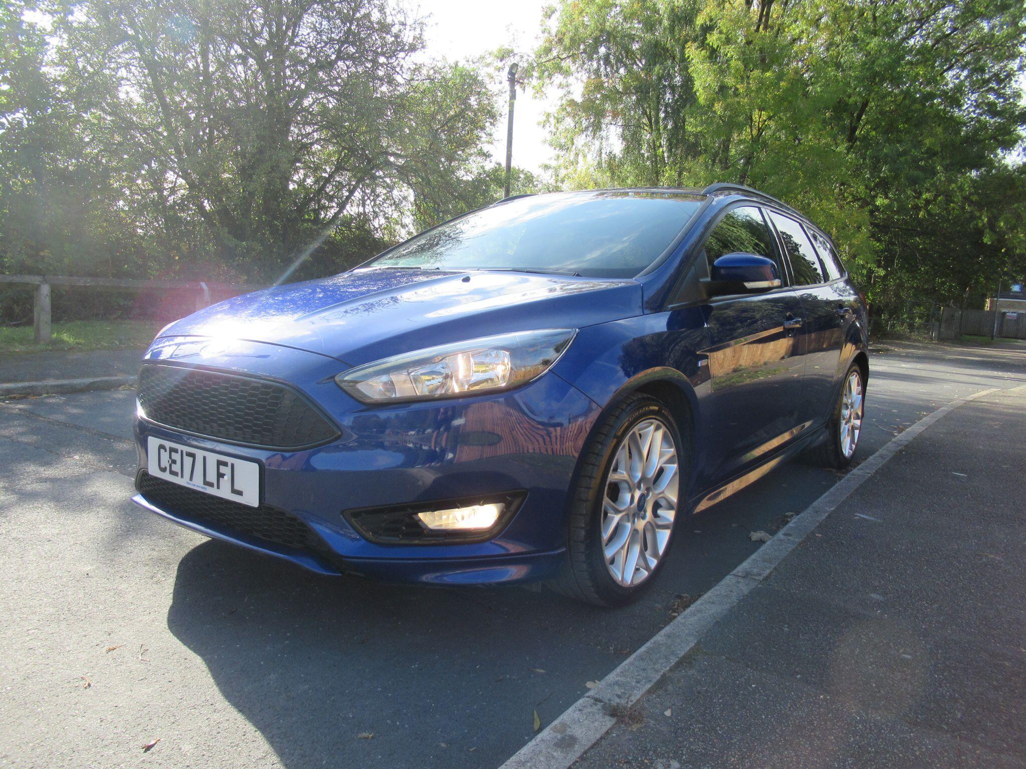 Ford Focus - Image 8