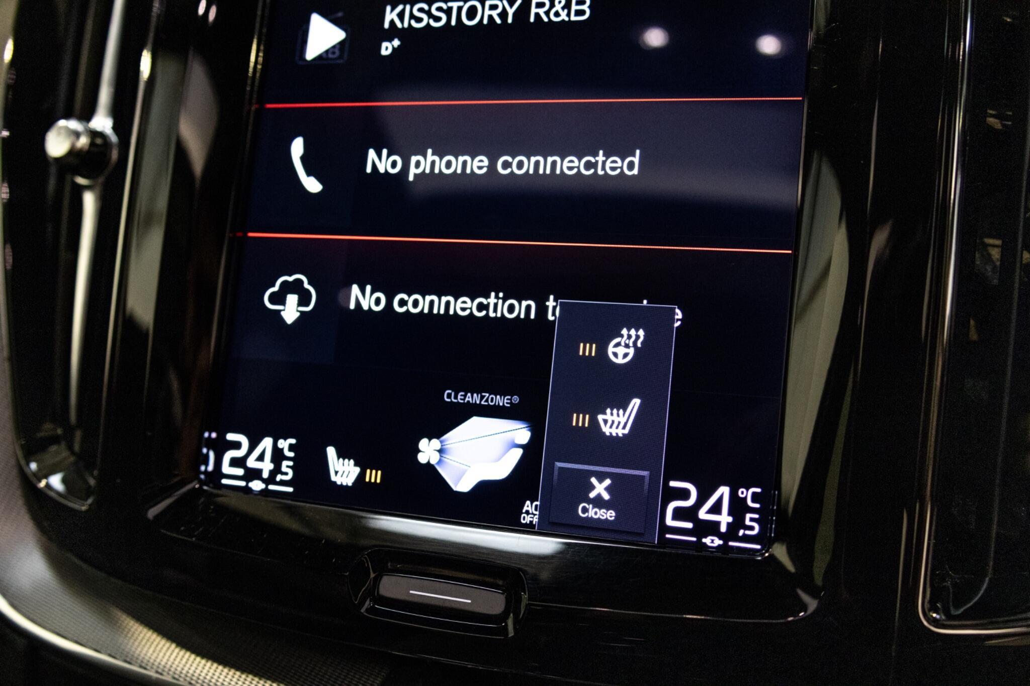 Volvo XC60 - Image 23