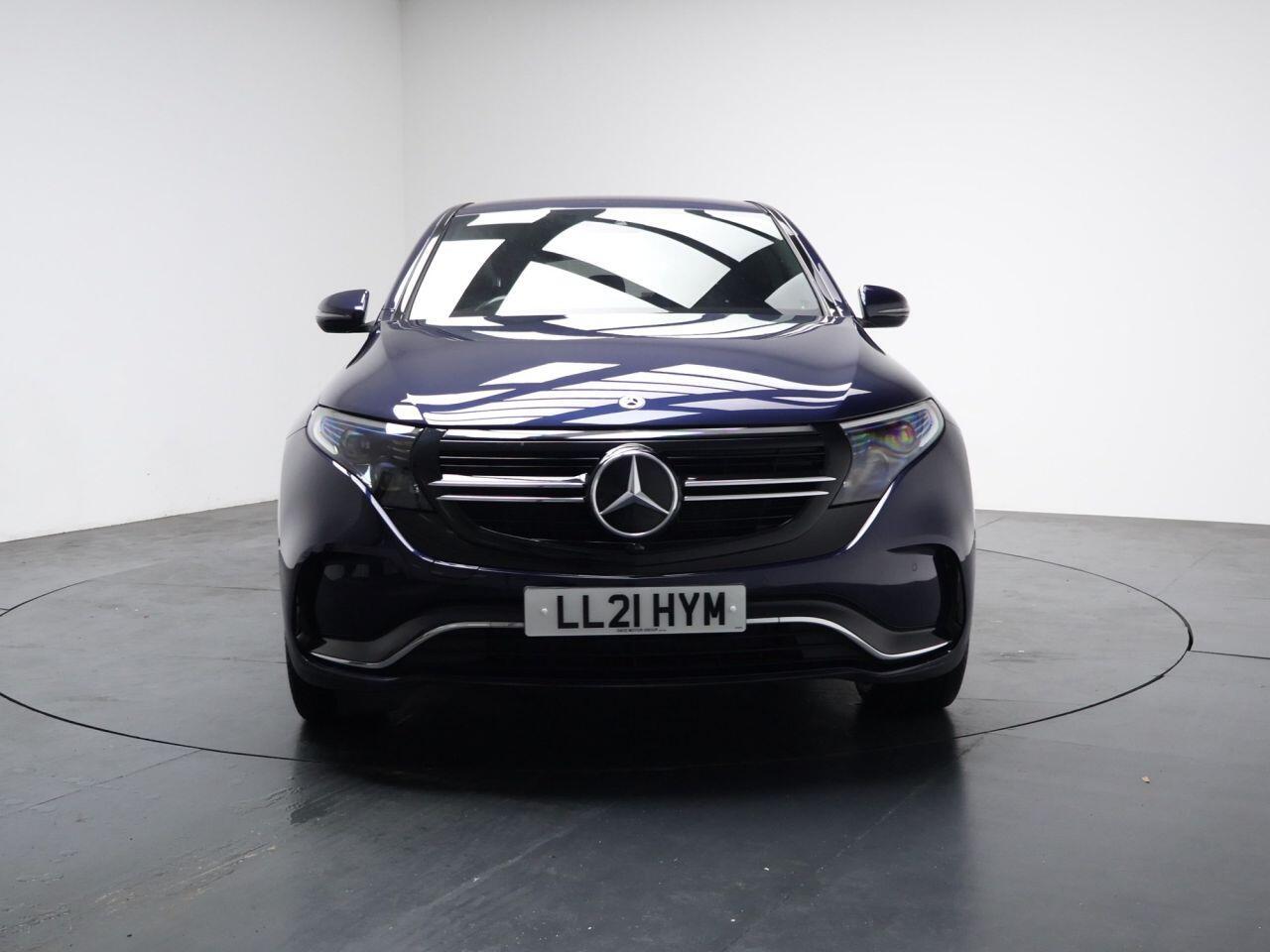 Mercedes Eqc - Image 5