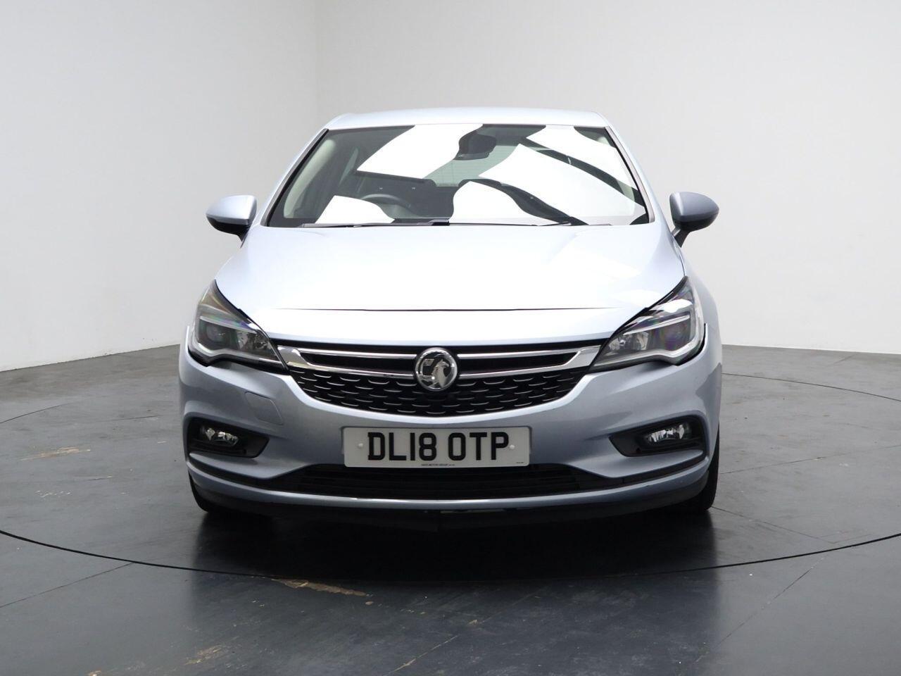 Vauxhall Astra - Image 5