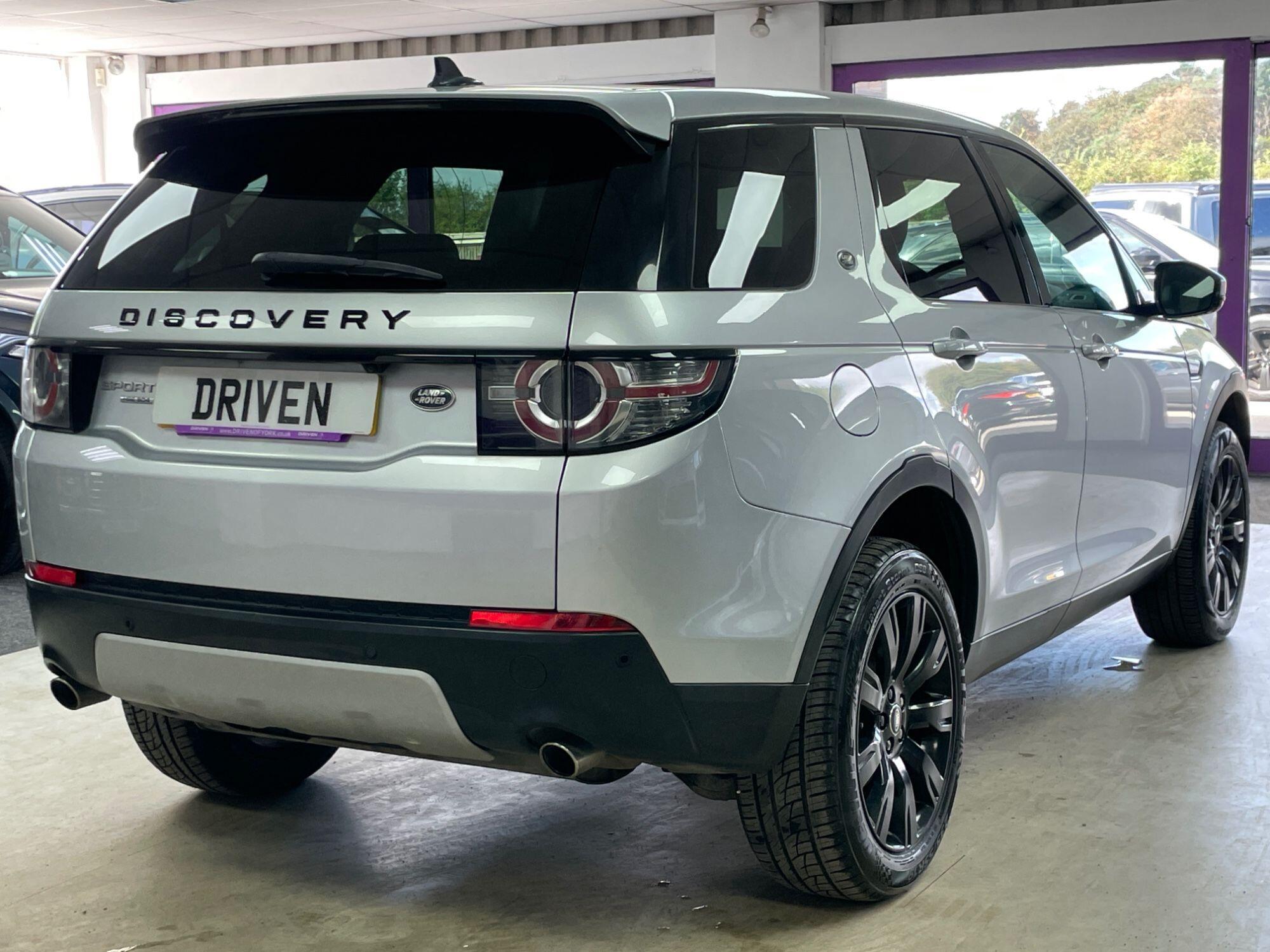 Land Rover DISCOVERY SPORT - Image 10